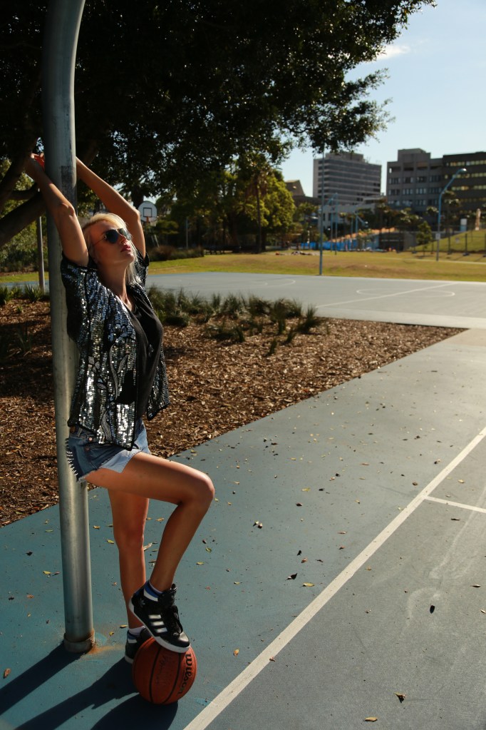 Adidas, rayban, vintage, bitching and junkfood, Flexifit cap